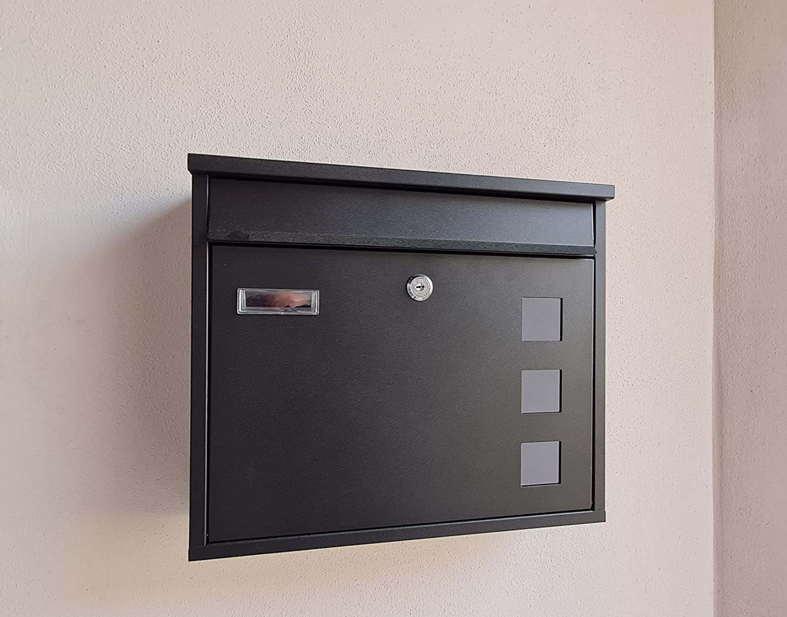 Wiltec Cassetta Postale V12 Antracite Finestrelle Nome