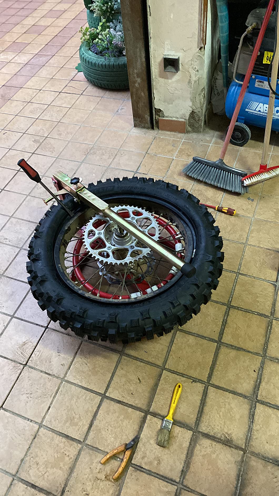 Wiltec smontagomme moto 17-21 pollici manuale acciaio