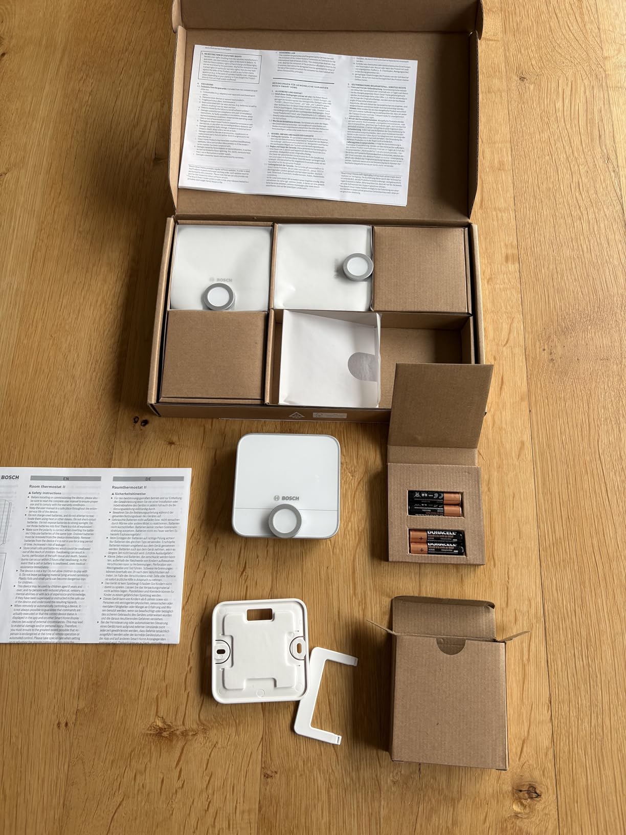 Bosch Smart Home Termostato Ambiente II Set 3 Pezzi
