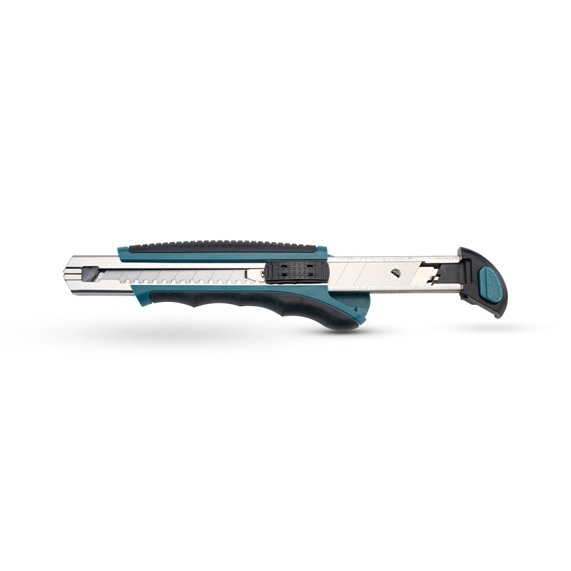 Bormann Cutter 18mm Autoricarica Lega Zinco 6 Pezzi