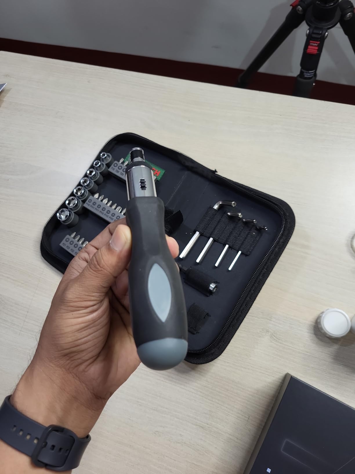 Bosch Astuccio Avvitamento 38 Pezzi con Cricchetto Bit