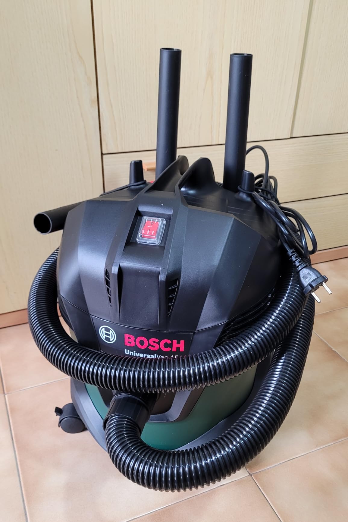 Bosch UniversalVac 15 Aspiratore 1000W 15 L