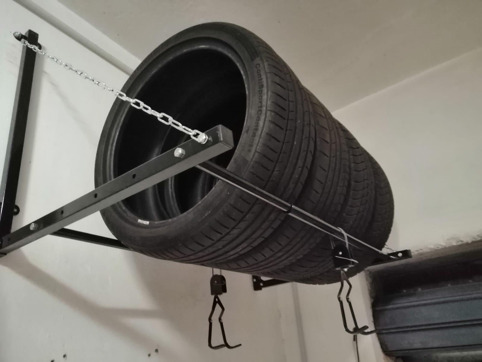 Wiltec Supporto pneumatici a parete 130 kg 4 ruote pieghevole
