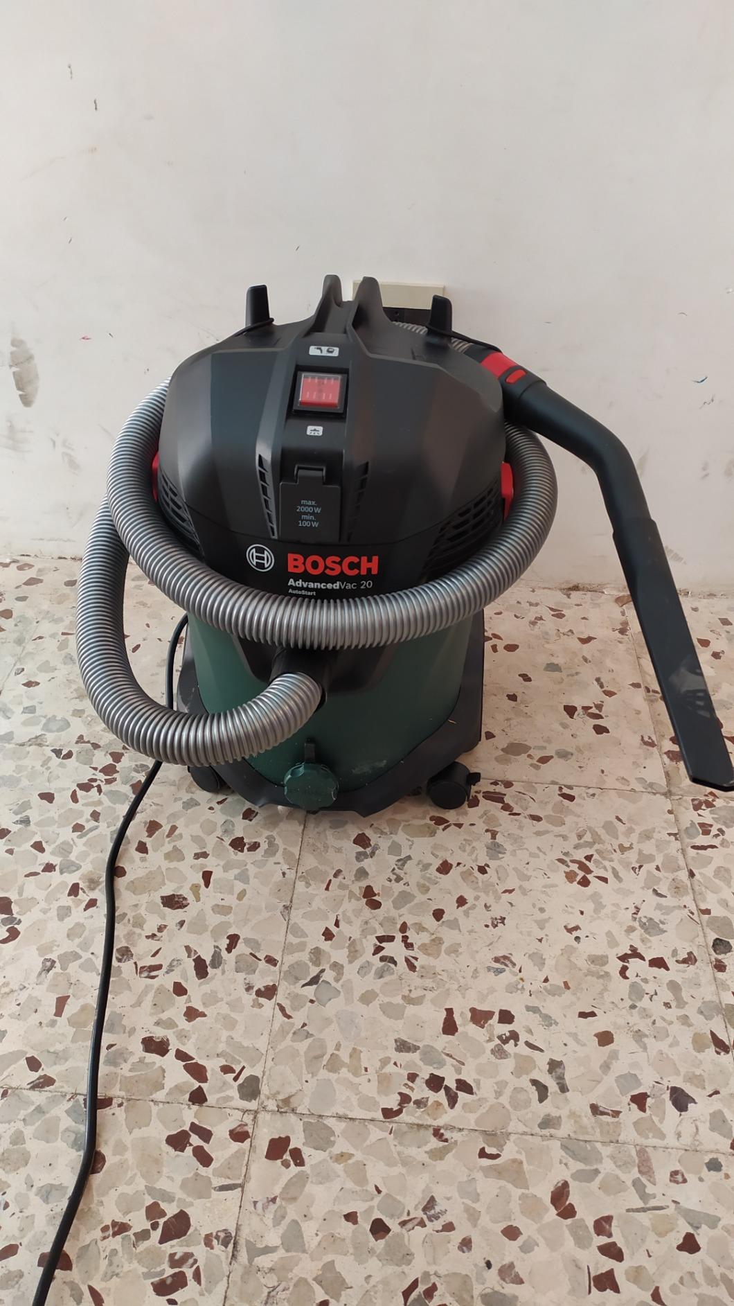 Bosch AdvancedVac 20 aspiratore 20L Set Standard 1200W