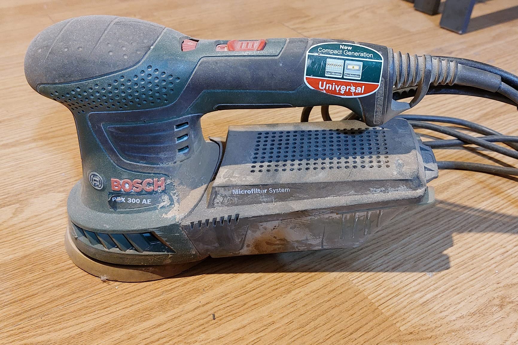 Bosch PEX 300 AE levigatrice rotoorbitale 270W 125 mm