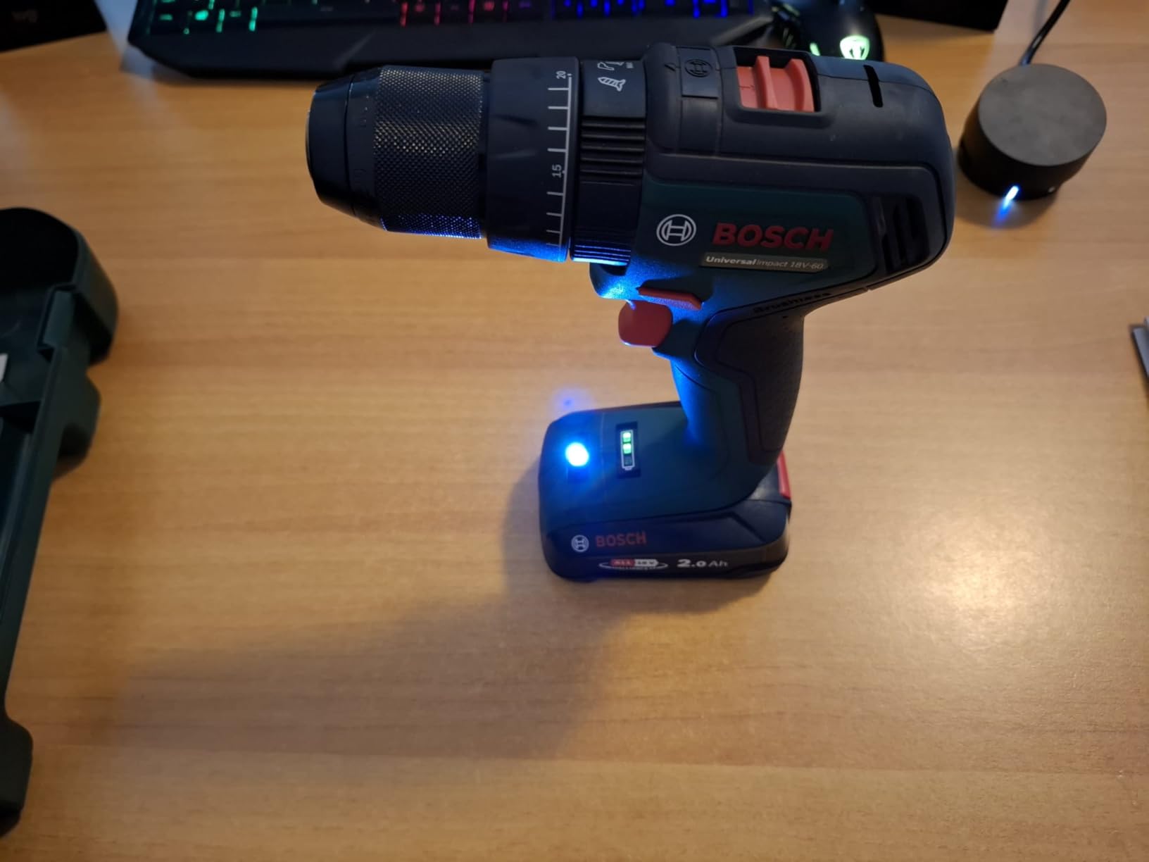 Bosch UniversalImpact 18V-60 Trapano Battente 60Nm 1x2,0Ah