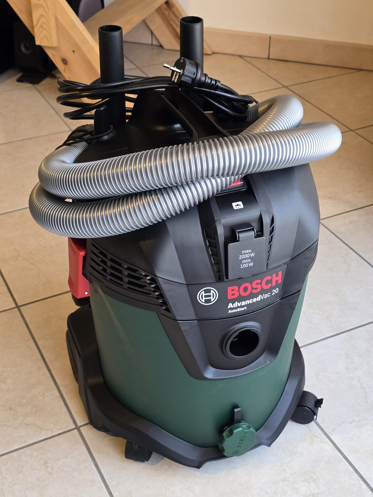 Bosch AdvancedVac 20 aspiratore 20L Set Standard 1200W
