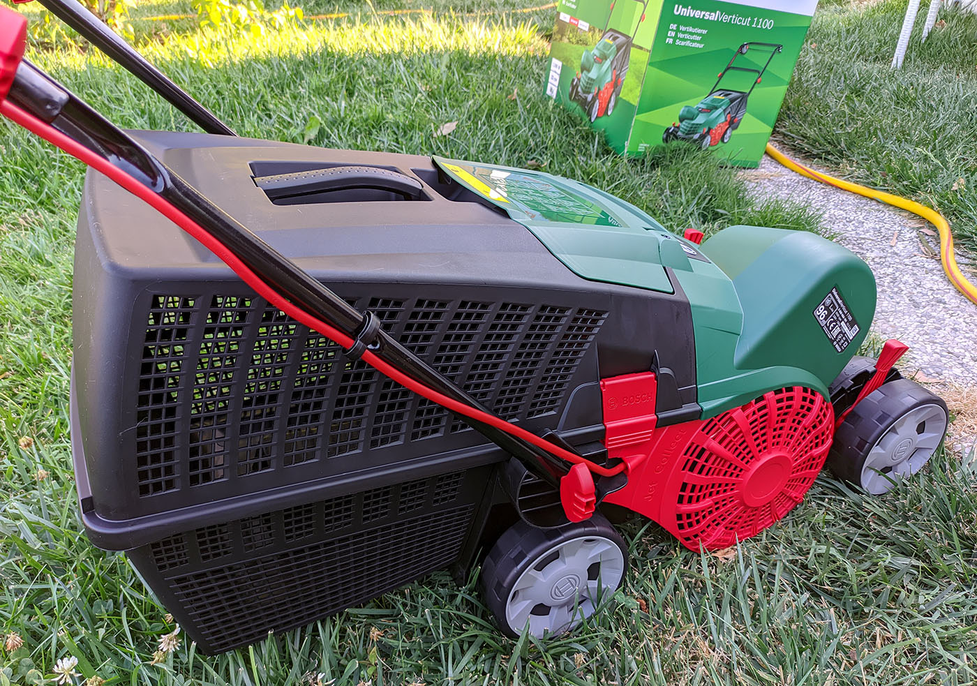 Bosch UniversalVerticut 1100 Scarificatore 1100 W 50 L