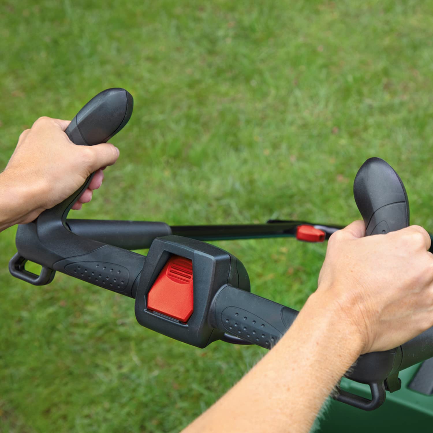 Bosch CityMower 18V-32-300 tosaerba con batteria 4,0 Ah