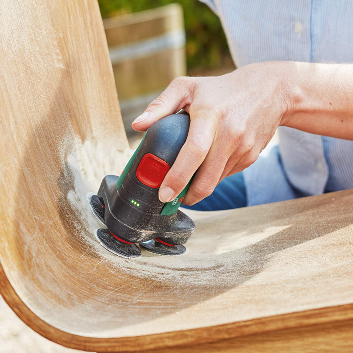 Bosch EasyCurvSander 12 Levigatrice a Batteria 12V con Batteria