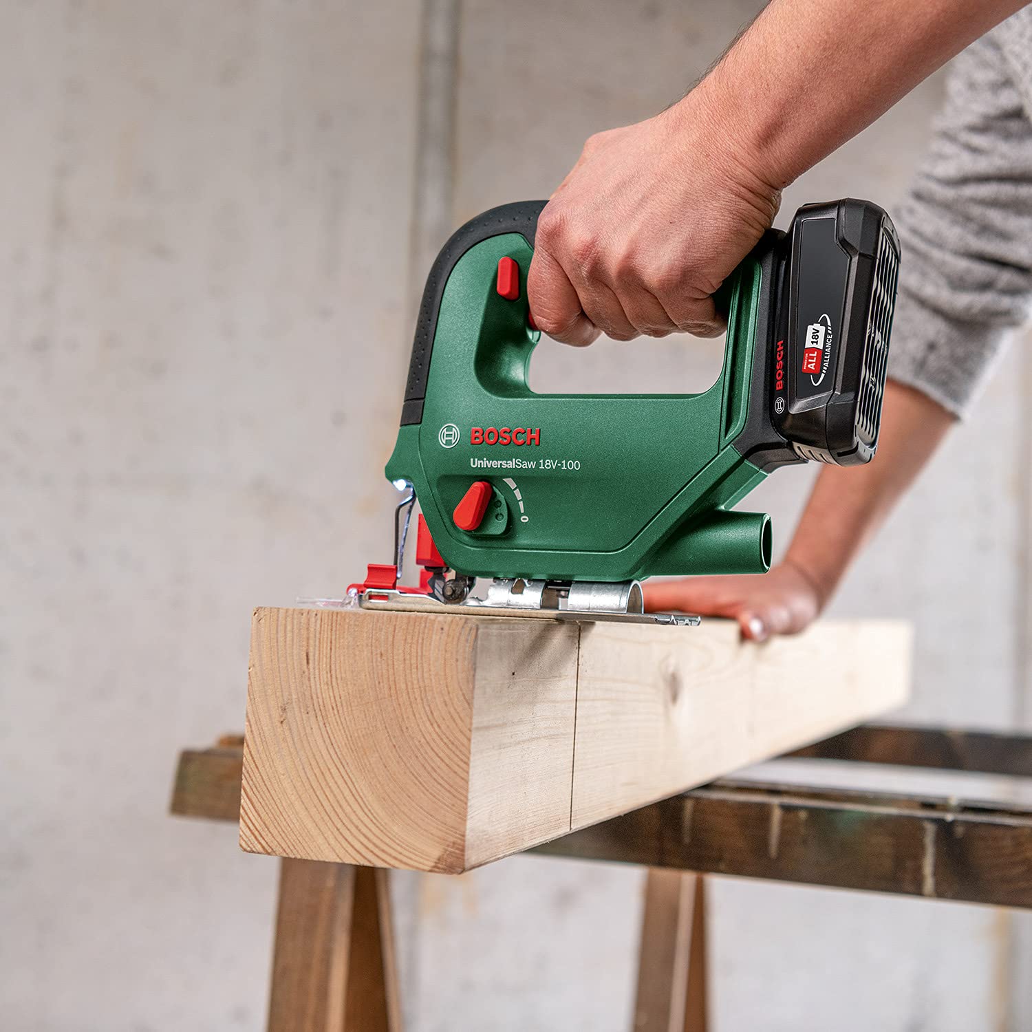Bosch UniversalSaw 18V-100 seghetto senza batteria 15 lame