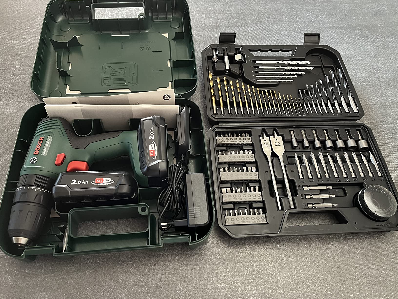 Bosch EasyImpact 18V-40 trapano con 2 batterie 2,0 Ah