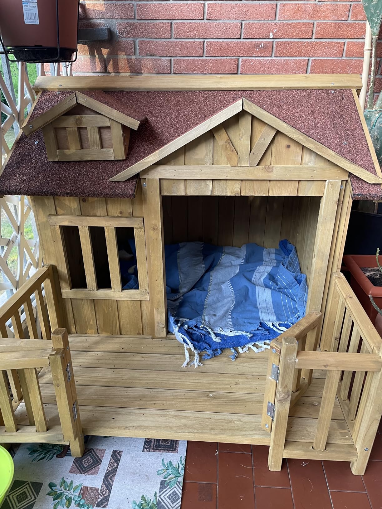 Wiltec Cuccia Cani XL in Legno Marrone con Terrazza