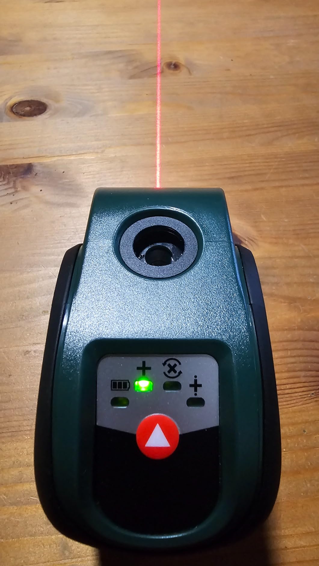 Bosch UniversalLevel 2 Livella Laser Croce + Treppiede
