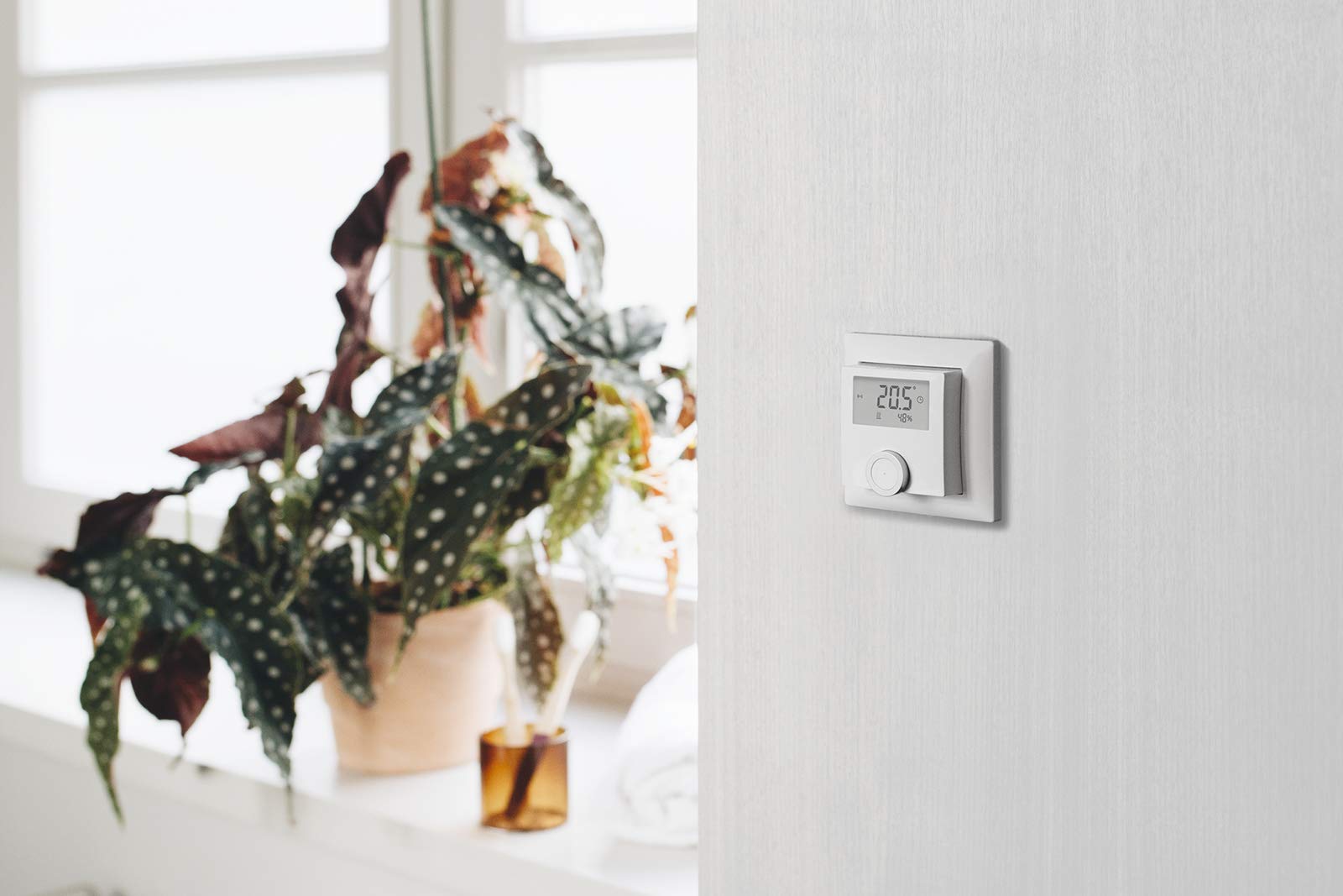 Bosch Smart Home Termostato Ambiente con Umidità Alexa