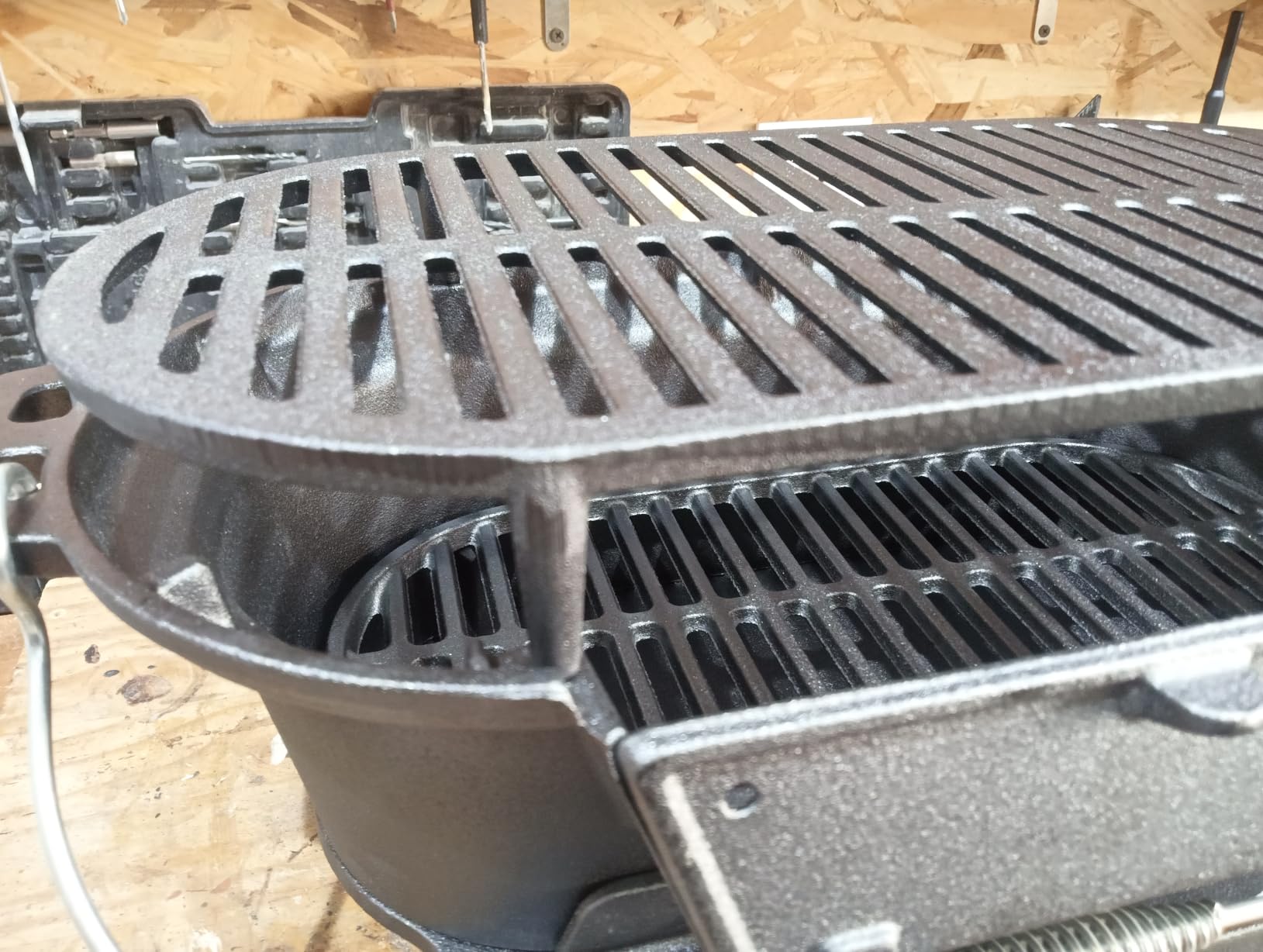 Wiltec Pentola Barbecue Ghisa 50x27x21 cm con Griglia
