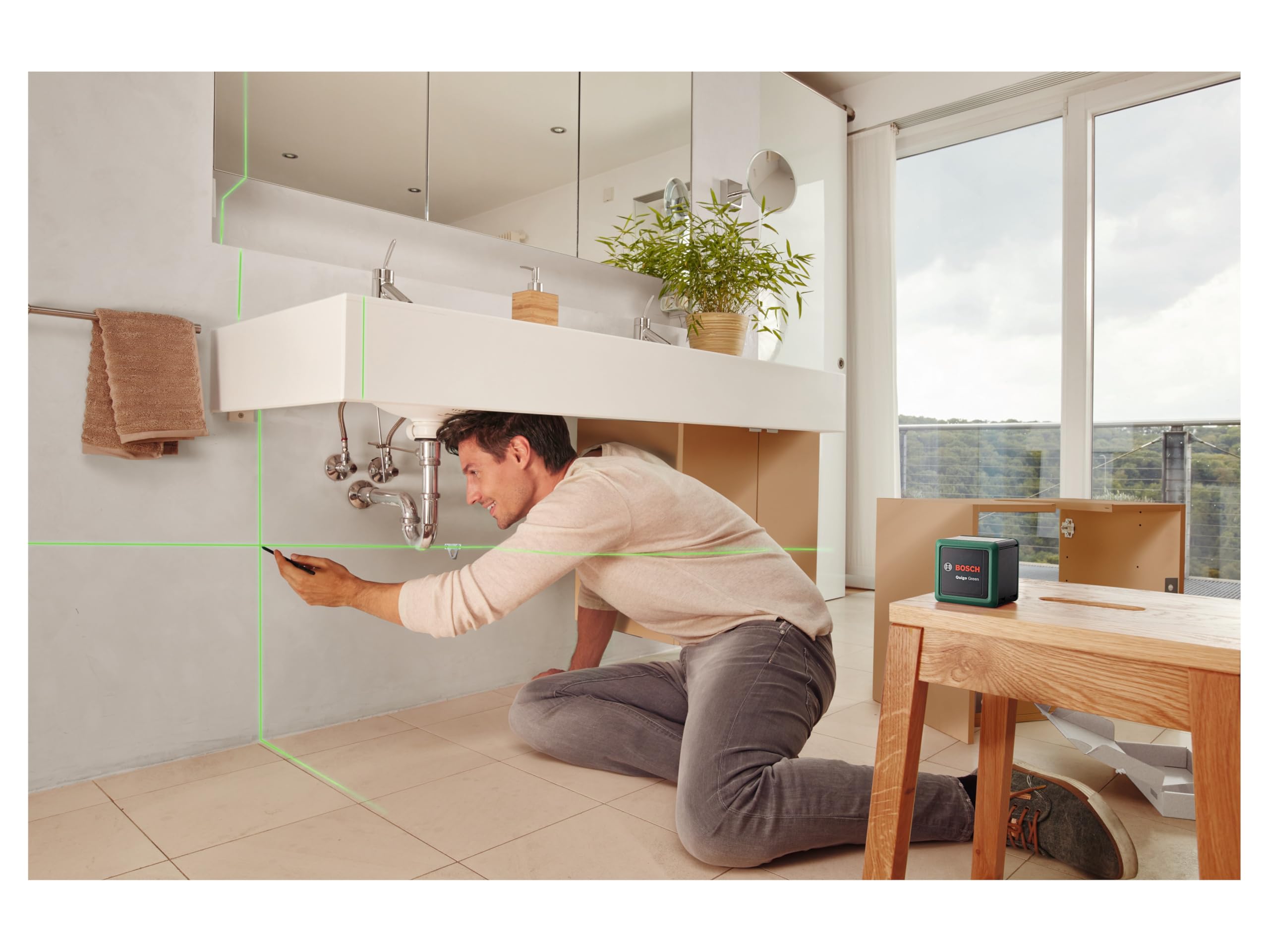 Bosch Quigo Green Livella Laser a Croce con Treppiede