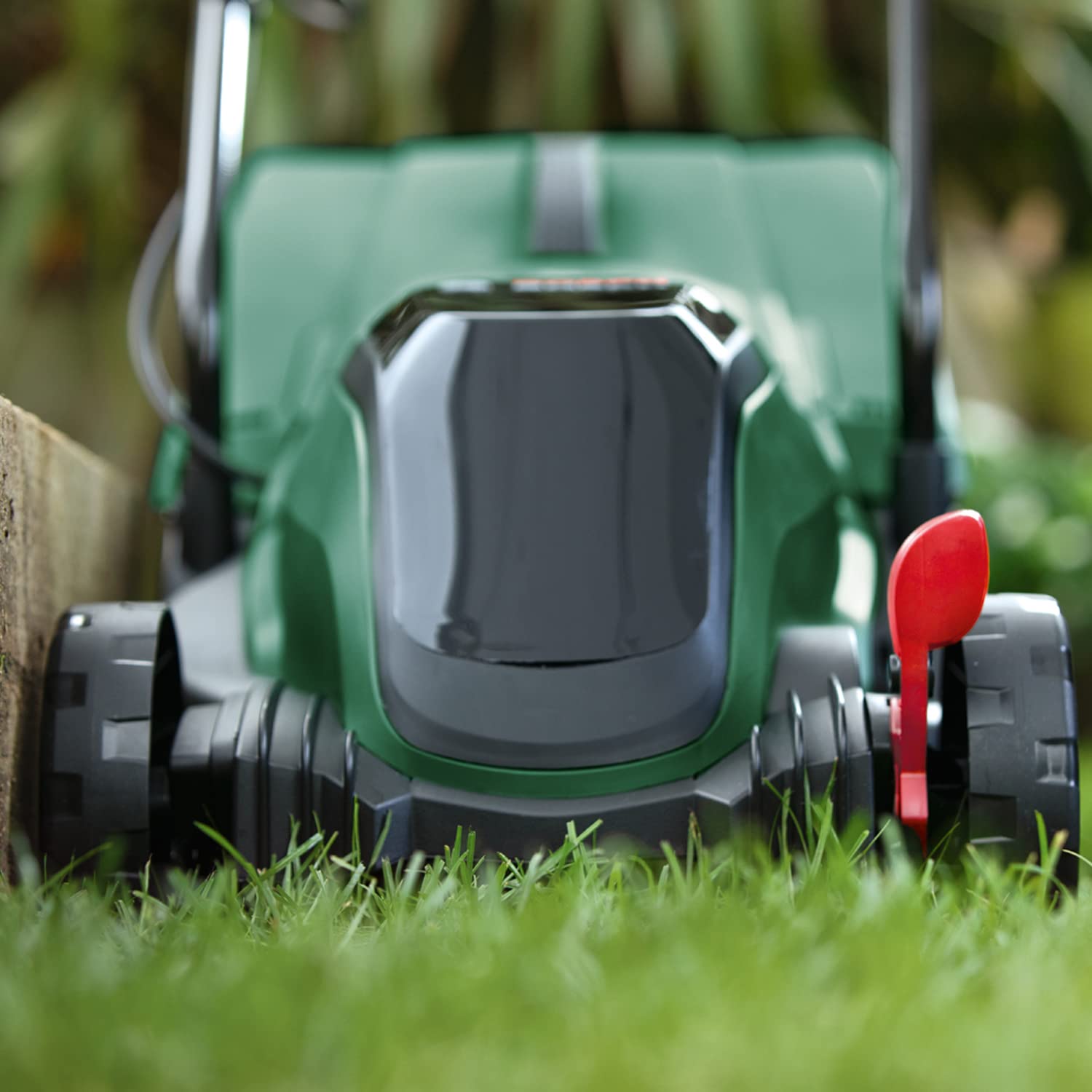 Bosch CityMower 18V-32-300 tosaerba con batteria 4,0 Ah