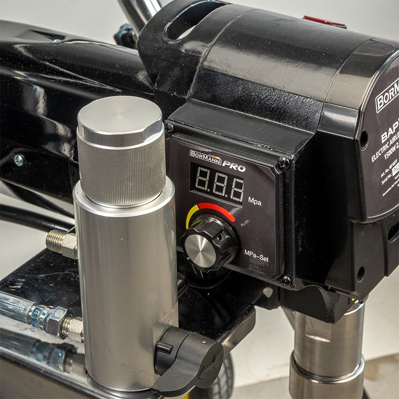 Bormann Verniciatore Airless 1500W 2,8 L/min Tubo 15m