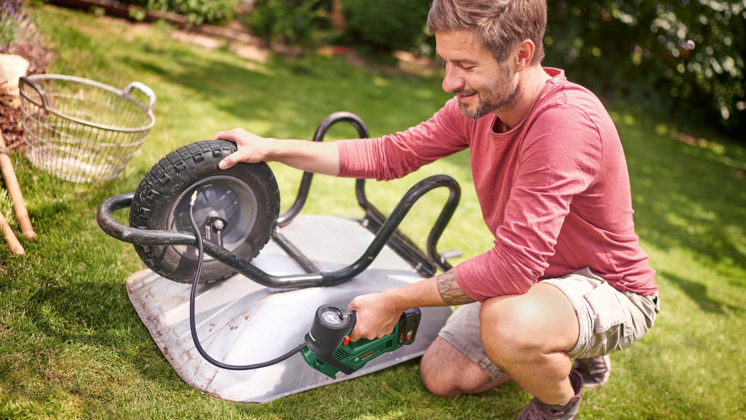 Bosch UniversalPump 18V Compressore Batteria Solo Corpo 10,3 bar