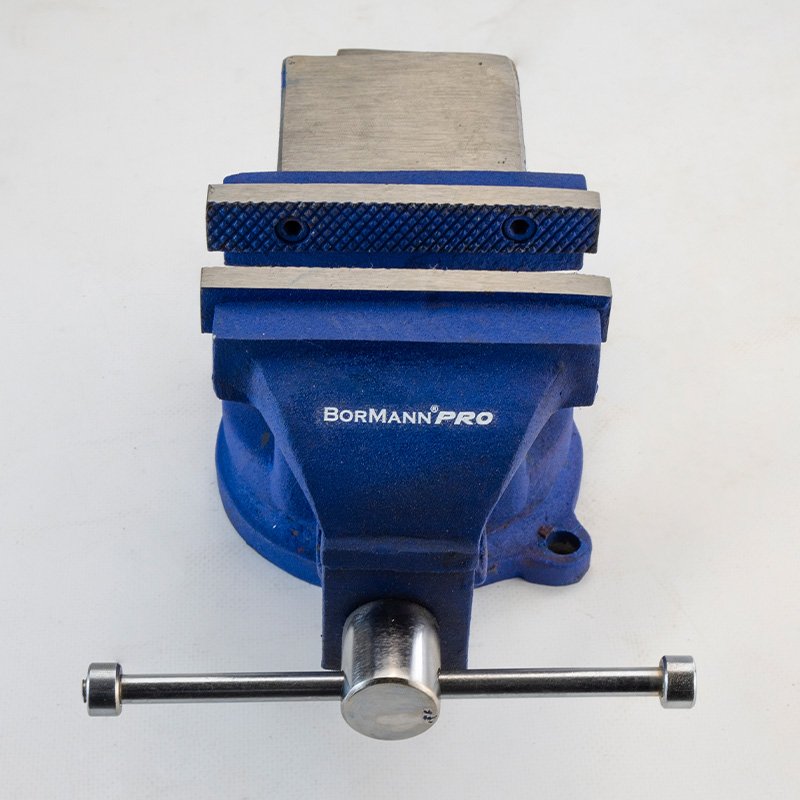 Bormann Morsa da Banco Girevole Ghisa 4" 7,2 kg