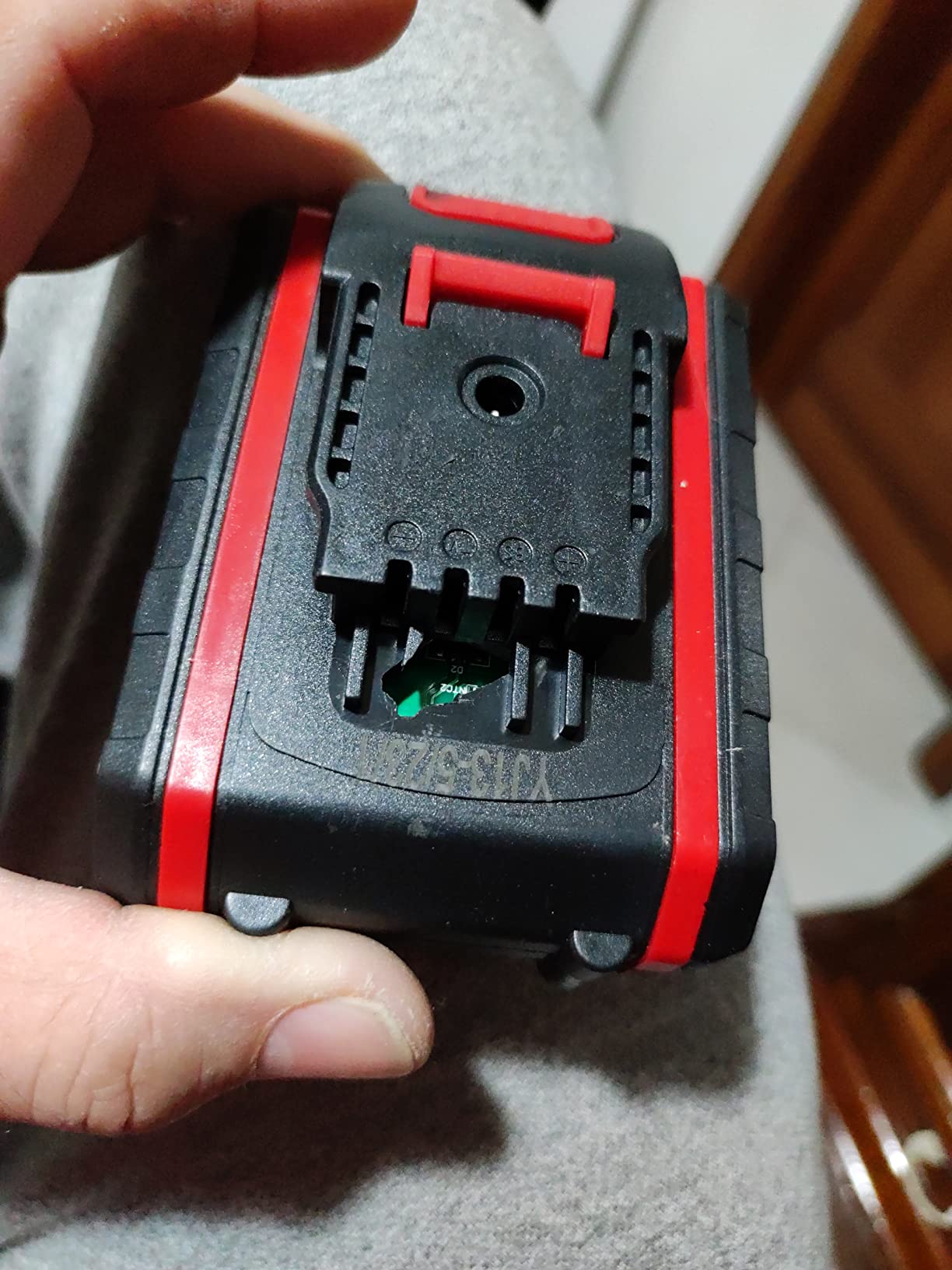 Weytoll forbici potatura elettriche 21V 30 mm 2 batterie brushless
