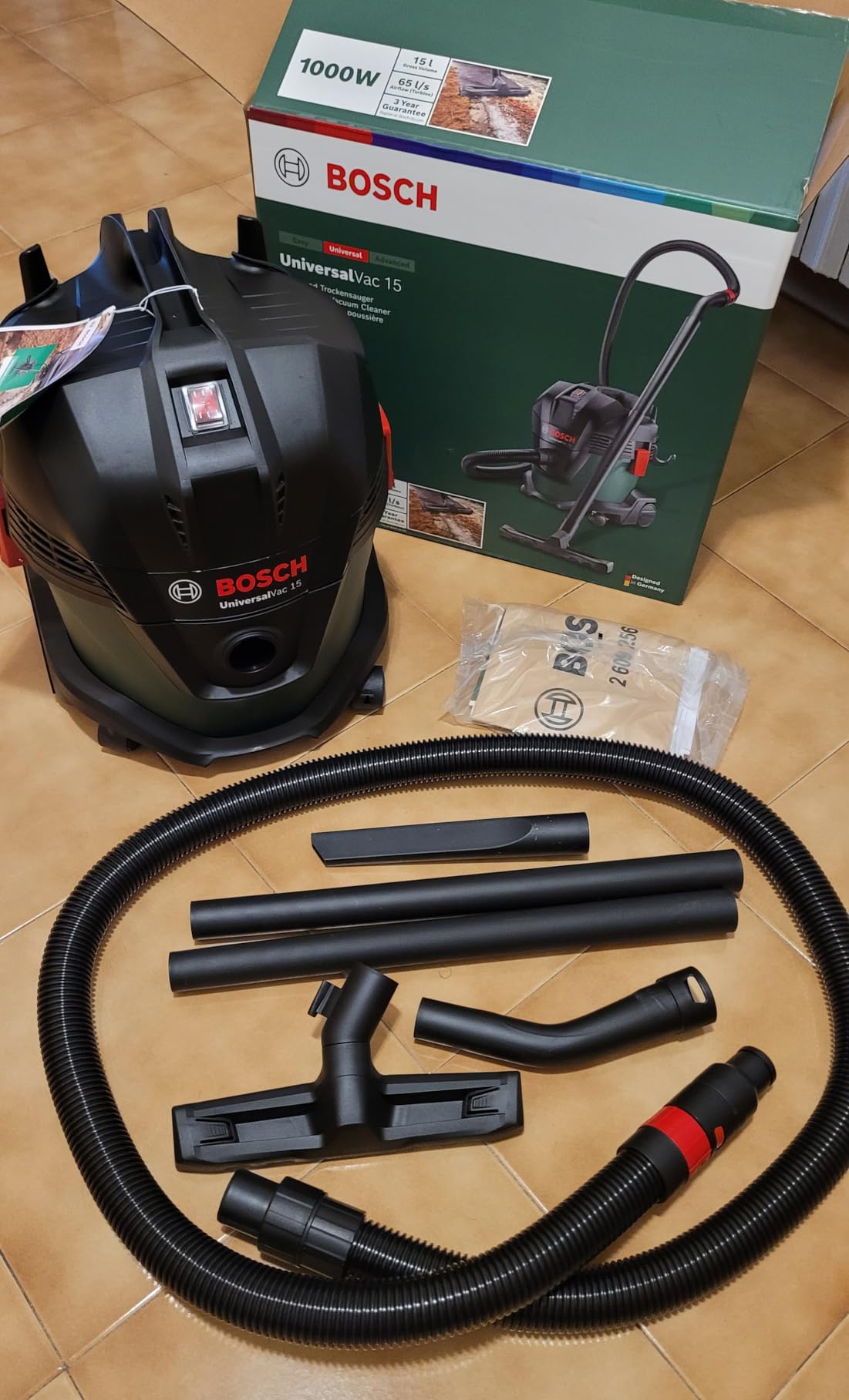Bosch UniversalVac 15 Aspiratore 1000W 15 L