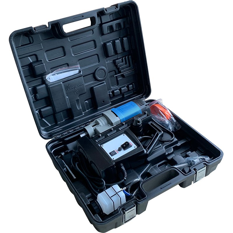 Bormann trapano magnetico 1680W 60mm profondità 50mm