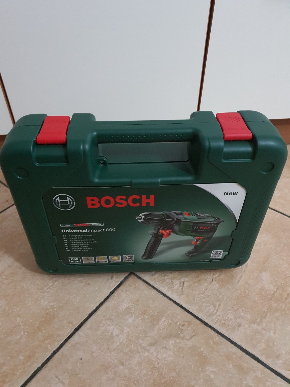 Bosch UniversalImpact 800 trapano a percussione 800W con valigetta