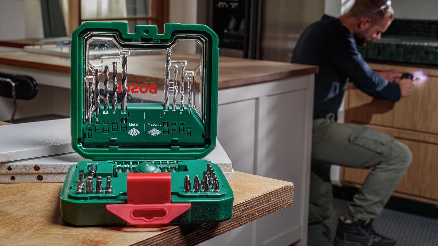 Bosch Set Compatto 43 pezzi punte e inserti universali