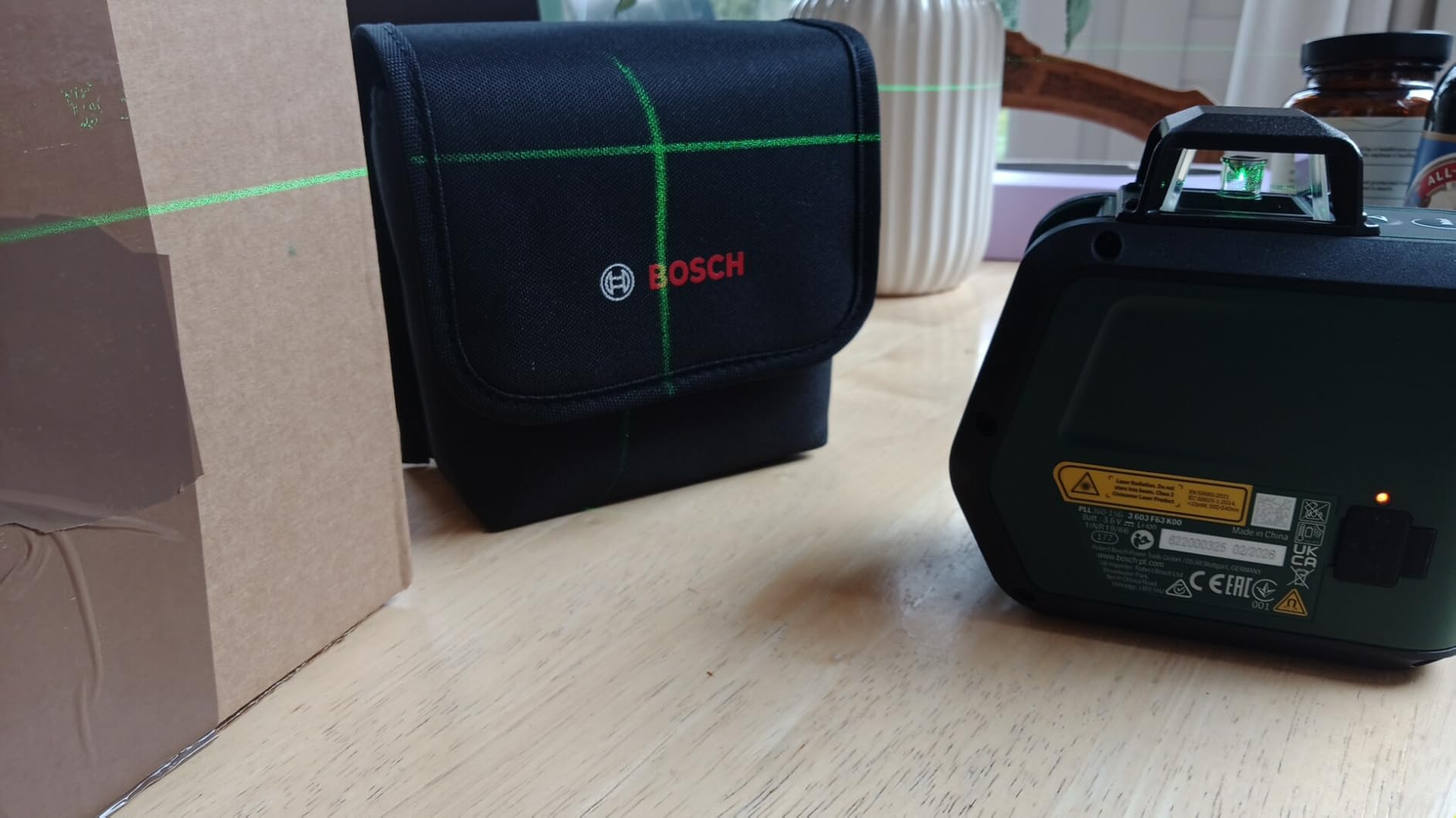 Bosch PLL360-15G livella laser linee verdi 360° batteria USB-C