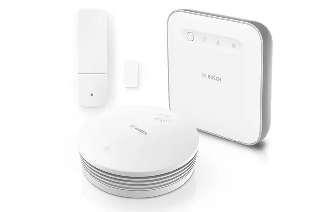 Bosch Smart Home G2524H Kit Antifurto con Rilevatore Fumo