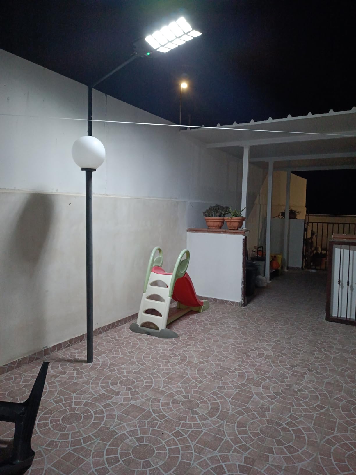 DE ROSA SHOP Lampione Solare LED 1500W 6500K con Telecomando