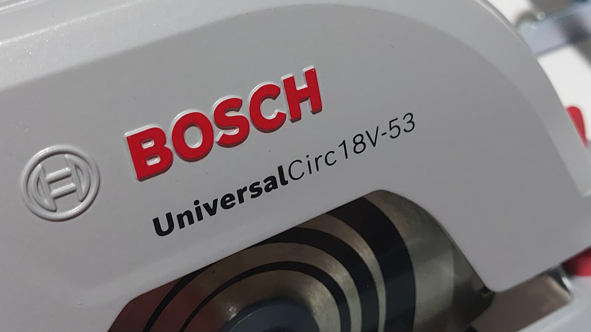 Bosch UniversalCirc 18V-53 Sega Circolare 2,5 Ah