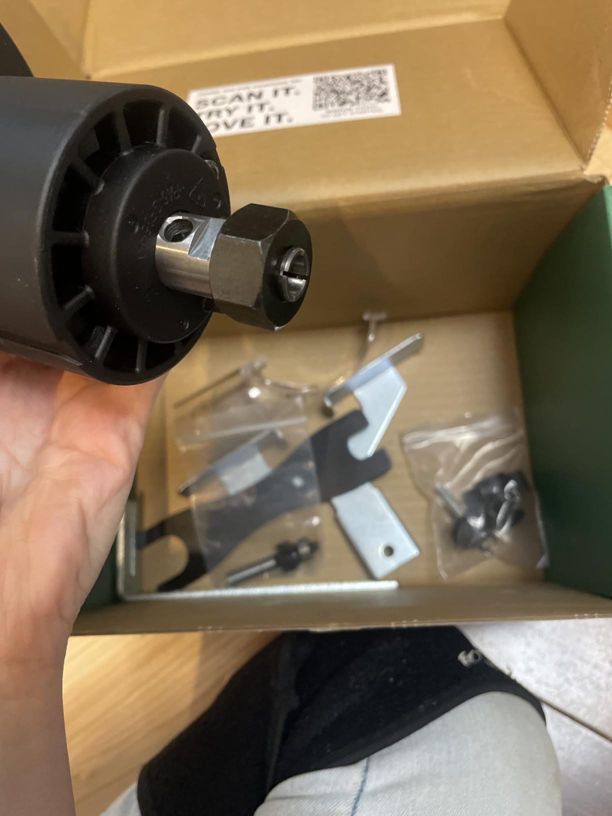 Bosch AdvancedTrimRouter 18V-8 Fresa a Batteria senza Batteria