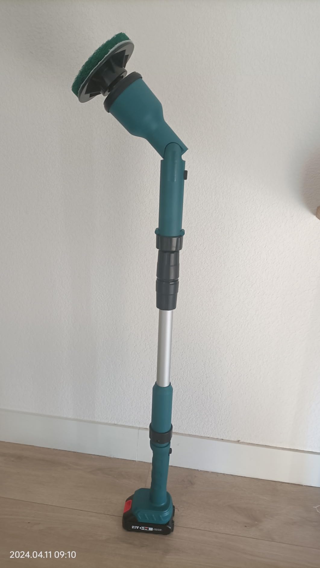 Weytoll spazzola elettrica pulizia 21V 8 testine 2 batterie
