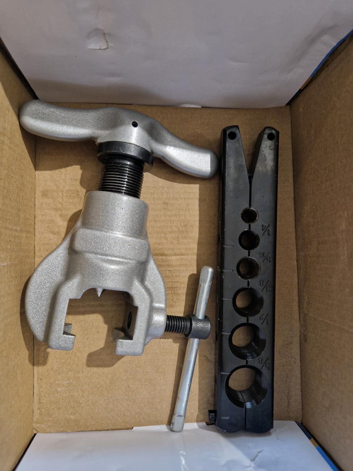 Weytoll Cartellatrice Svasatubi 1/4"-3/4" 45° 6 Misure Eccentrica