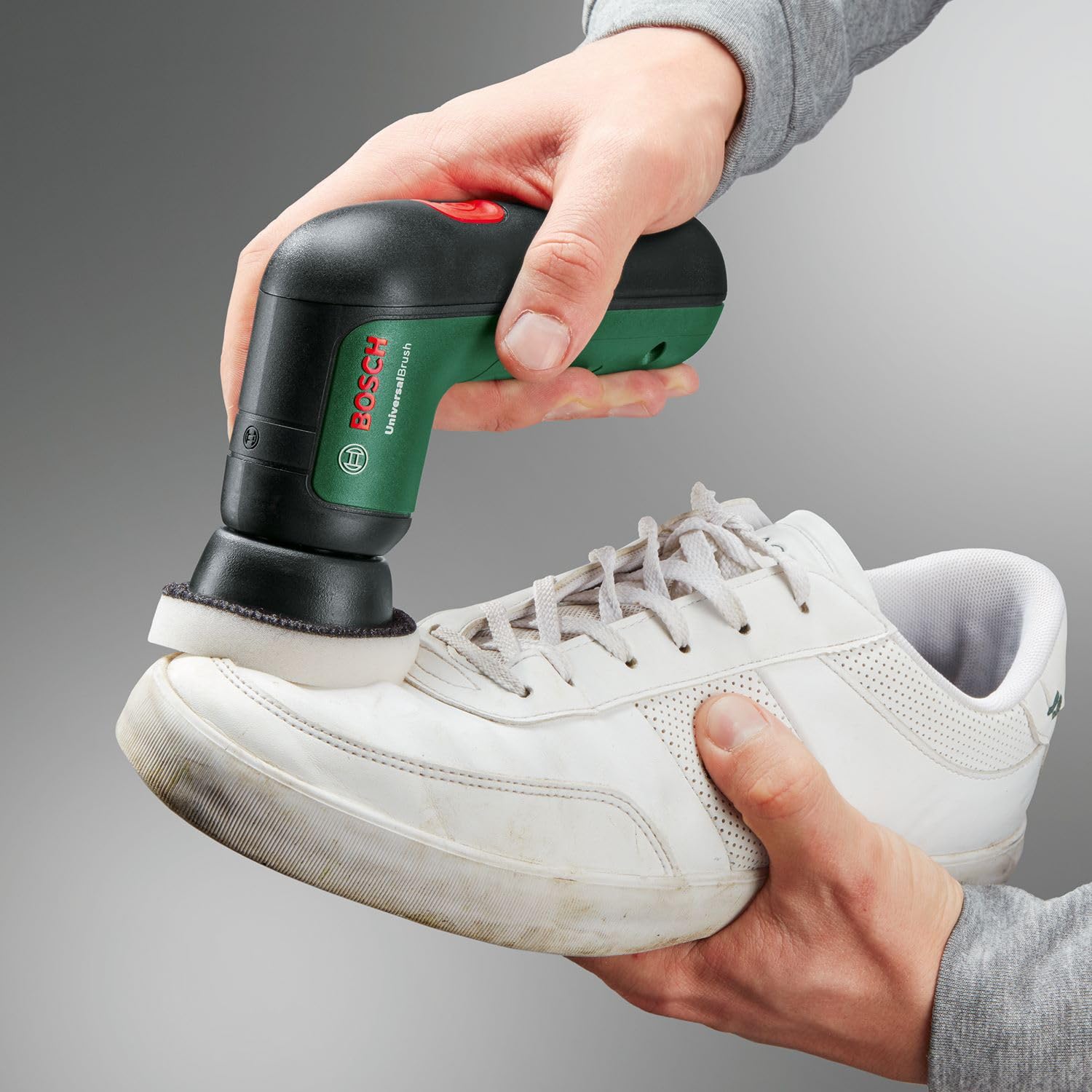 Bosch UniversalBrush spazzola pulizia 3,6 V 8 accessori