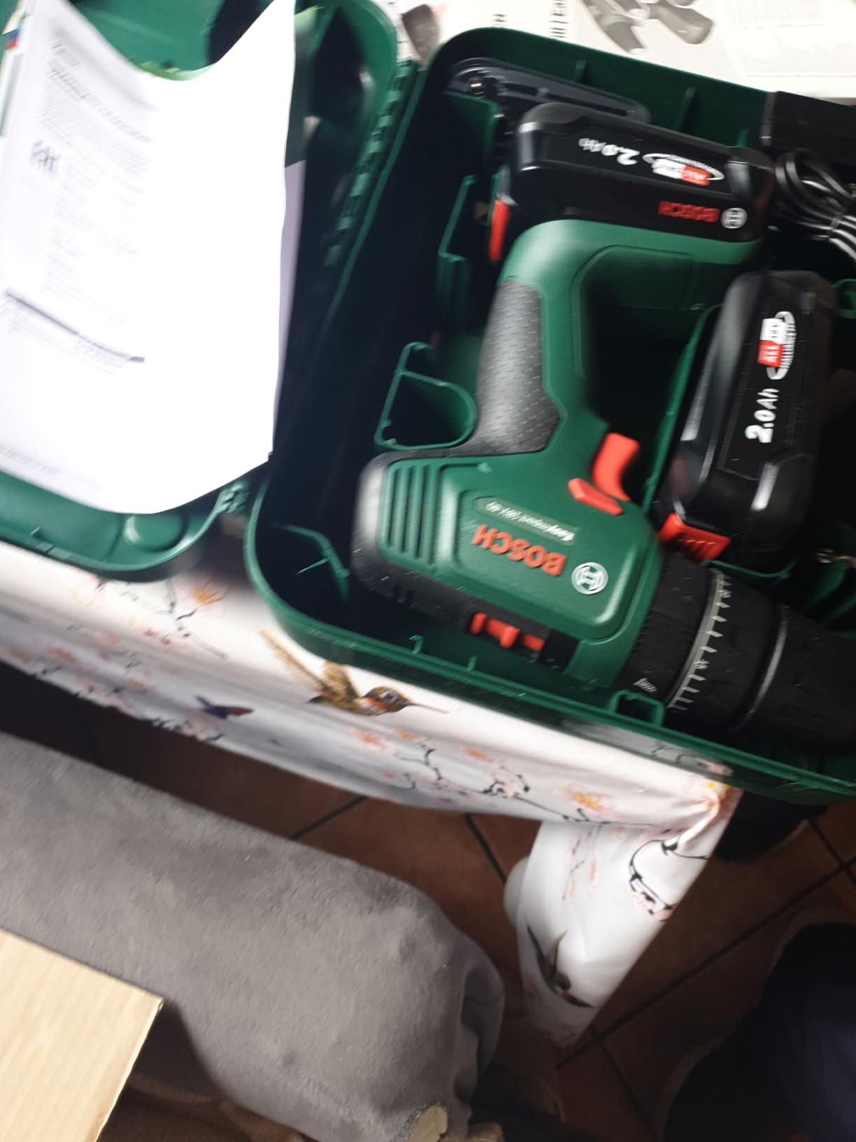 Bosch EasyImpact 18V-40 trapano con 2 batterie 2,0 Ah