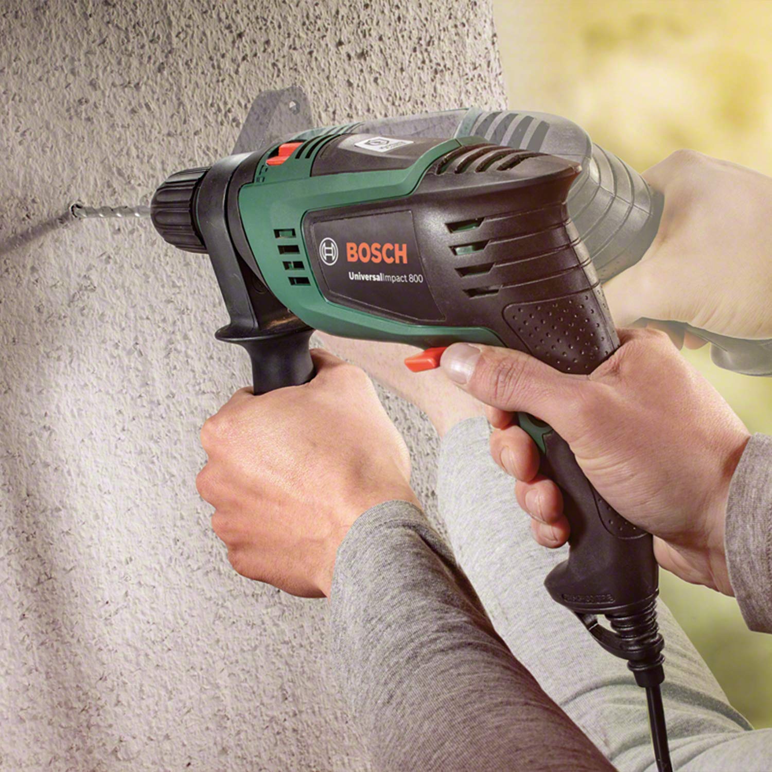 Bosch UniversalImpact 800 trapano a percussione 800W con valigetta