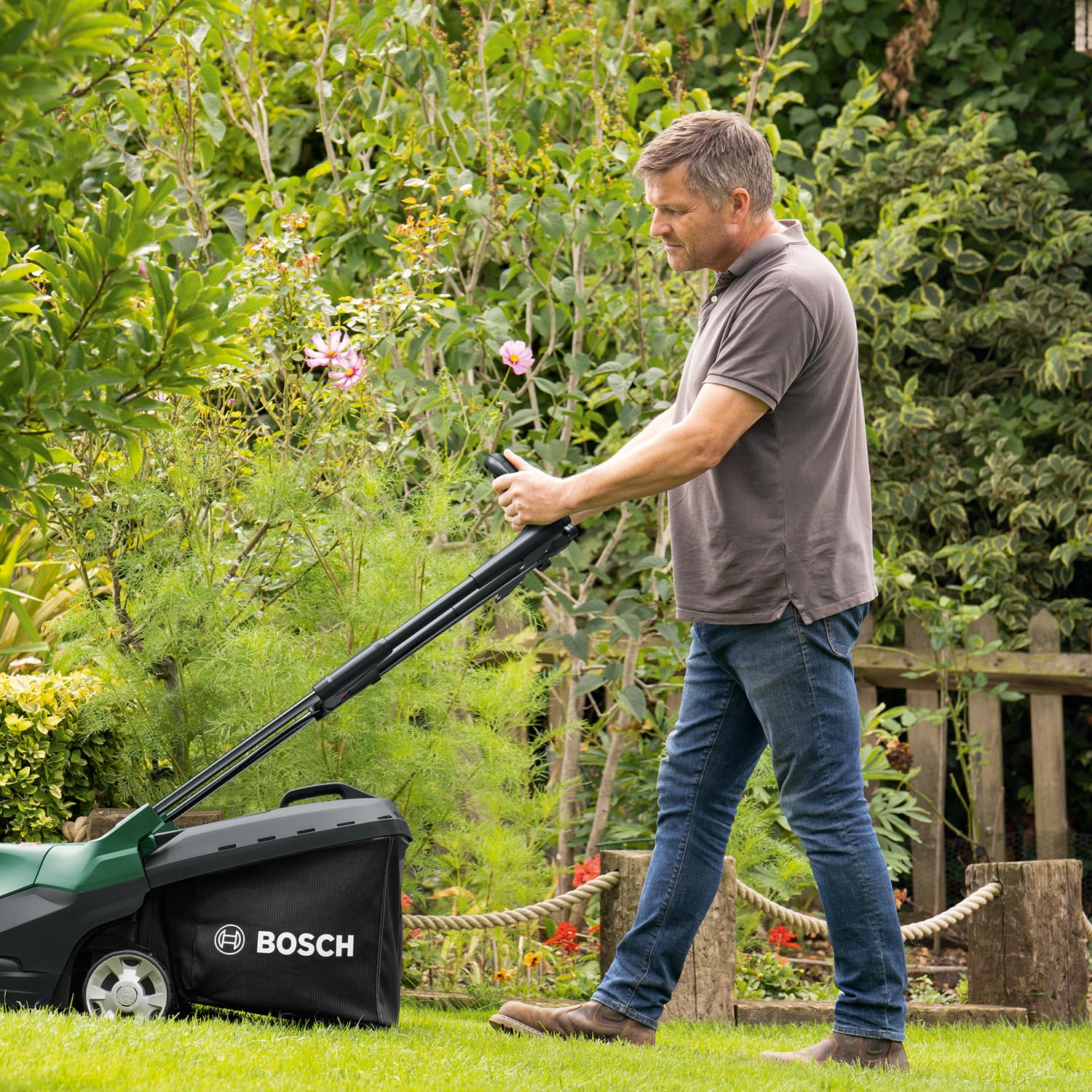 Bosch AdvancedRotak 36V-44-750 tosaerba senza batteria 44 cm