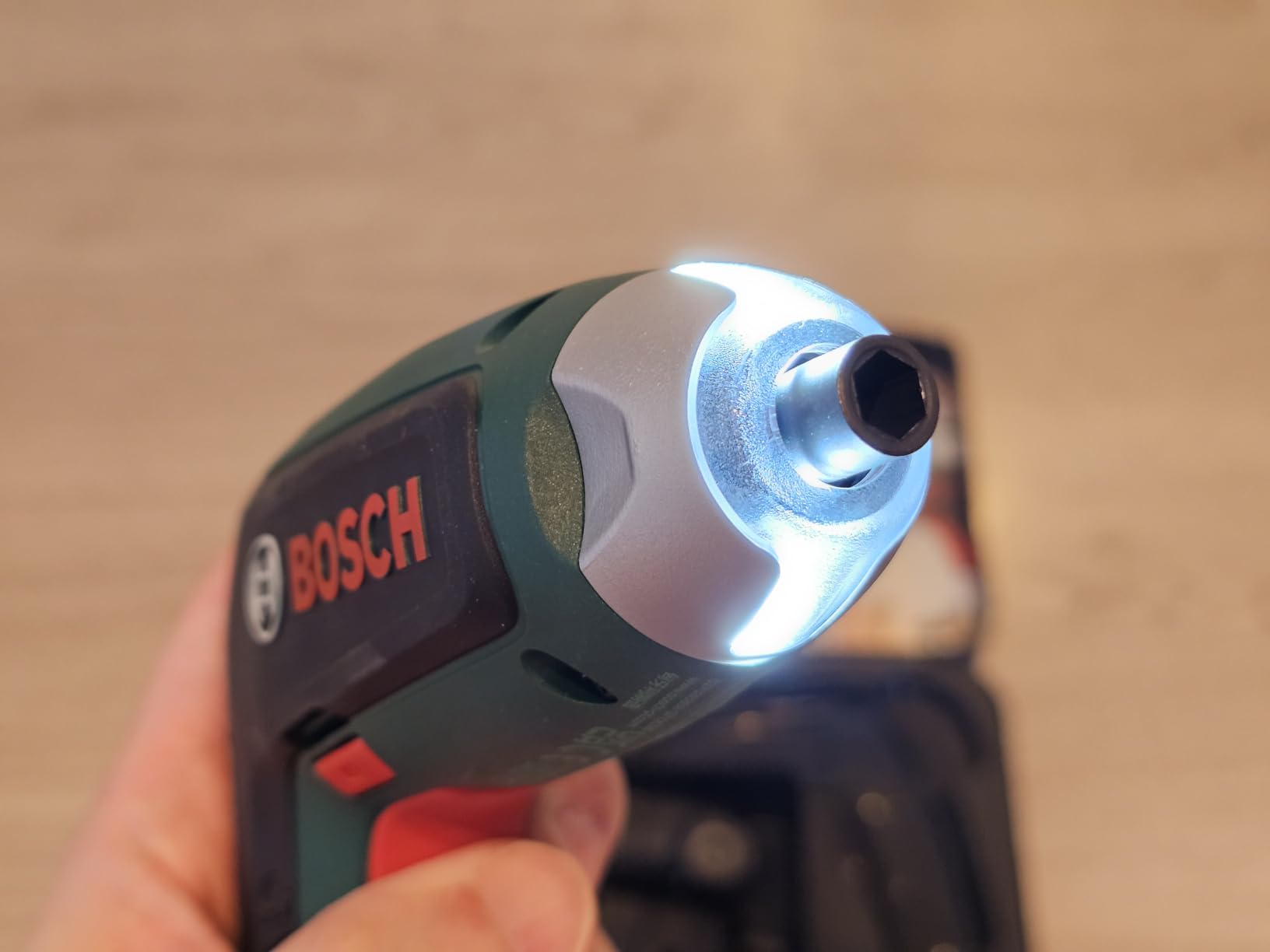 Bosch IXO 8 Cacciavite Batteria 4V con 10 Bit