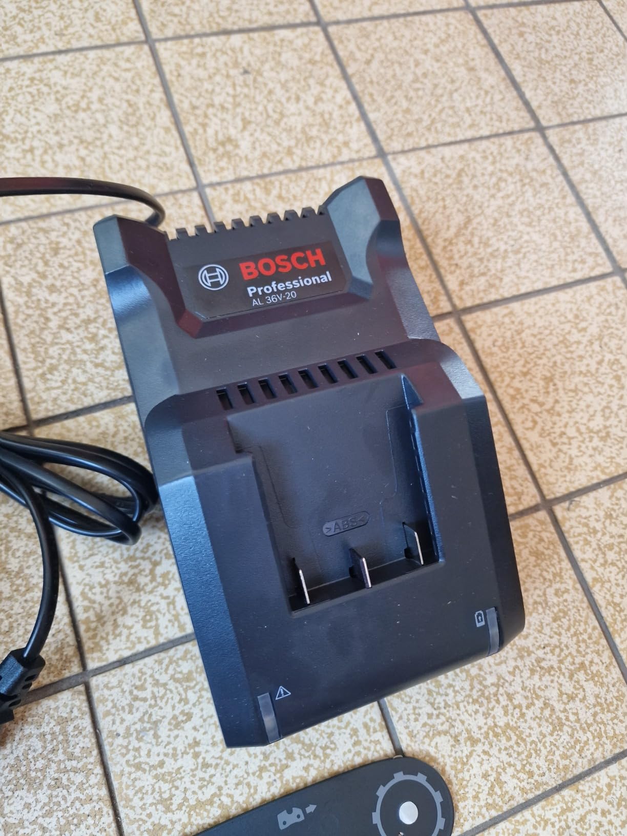 Bosch AdvancedChain 36V-35-40 motosega batteria 2,0 Ah