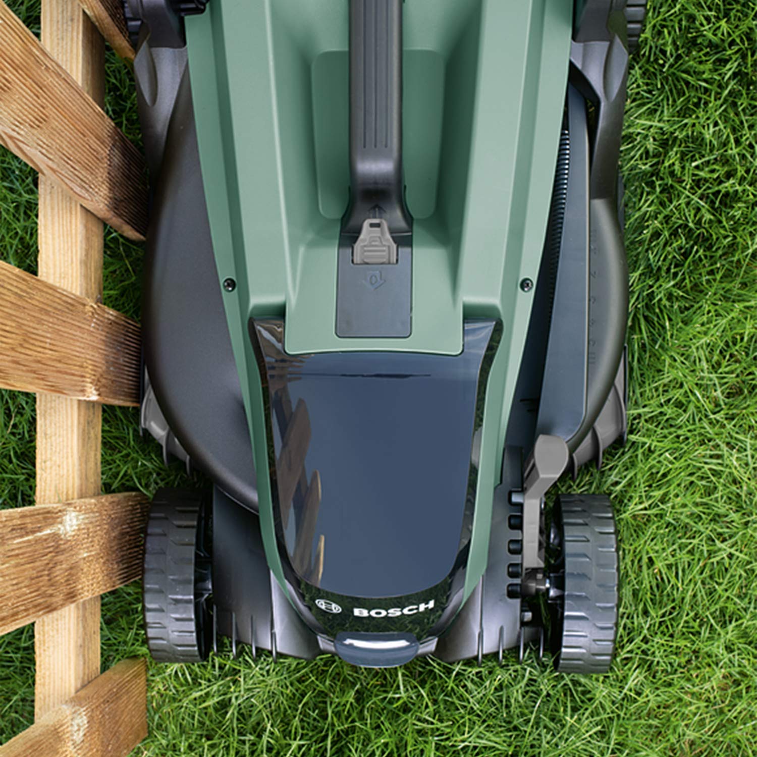 Bosch EasyRotak 36-550 tagliaerba batteria 37 cm 550 m²