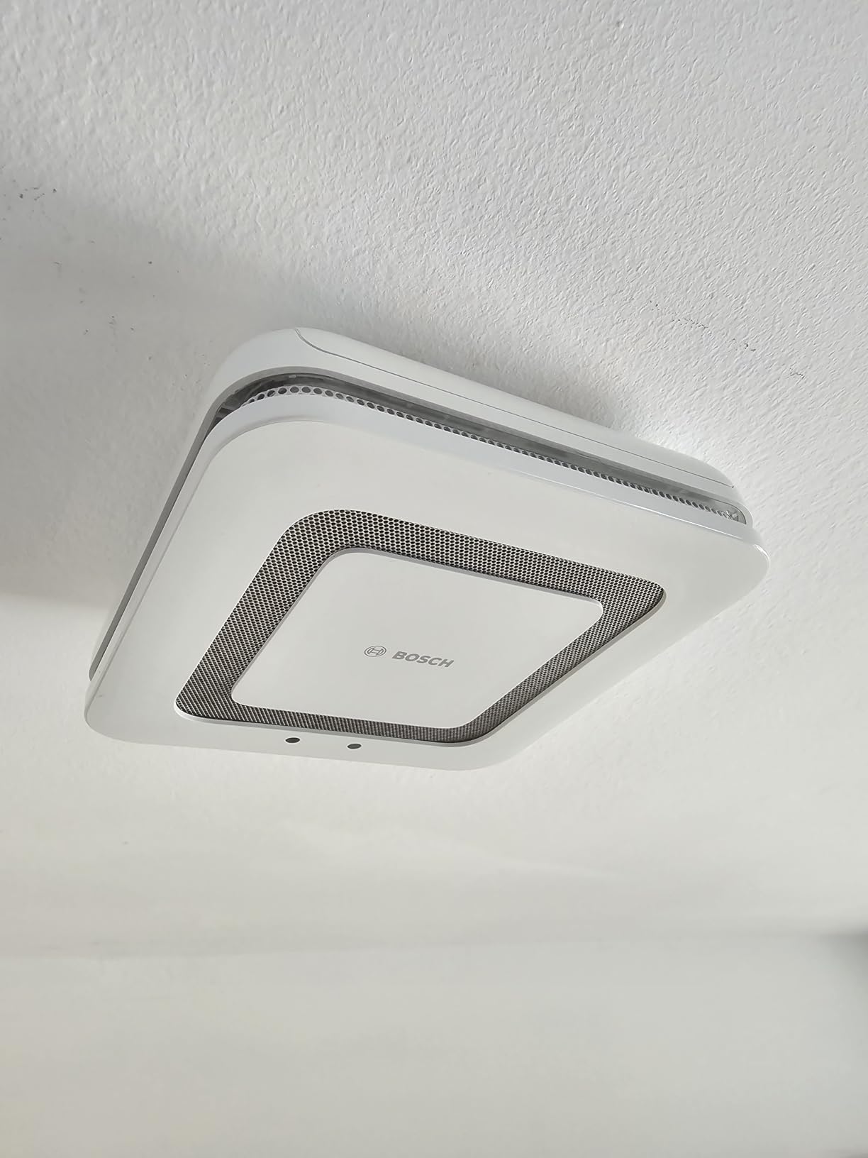 Bosch Smart Home Twinguard 8750001213 rilevatore fumo qualità aria