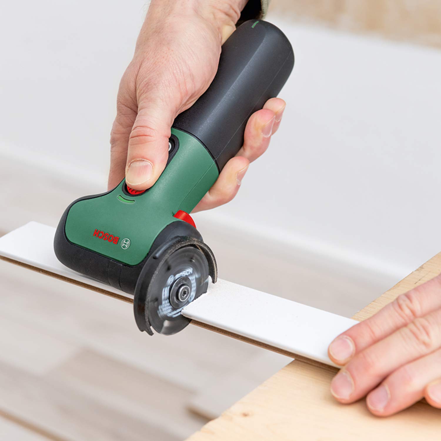 Bosch EasyCut&Grind utensile batteria 7,2V 2,0Ah multidisco