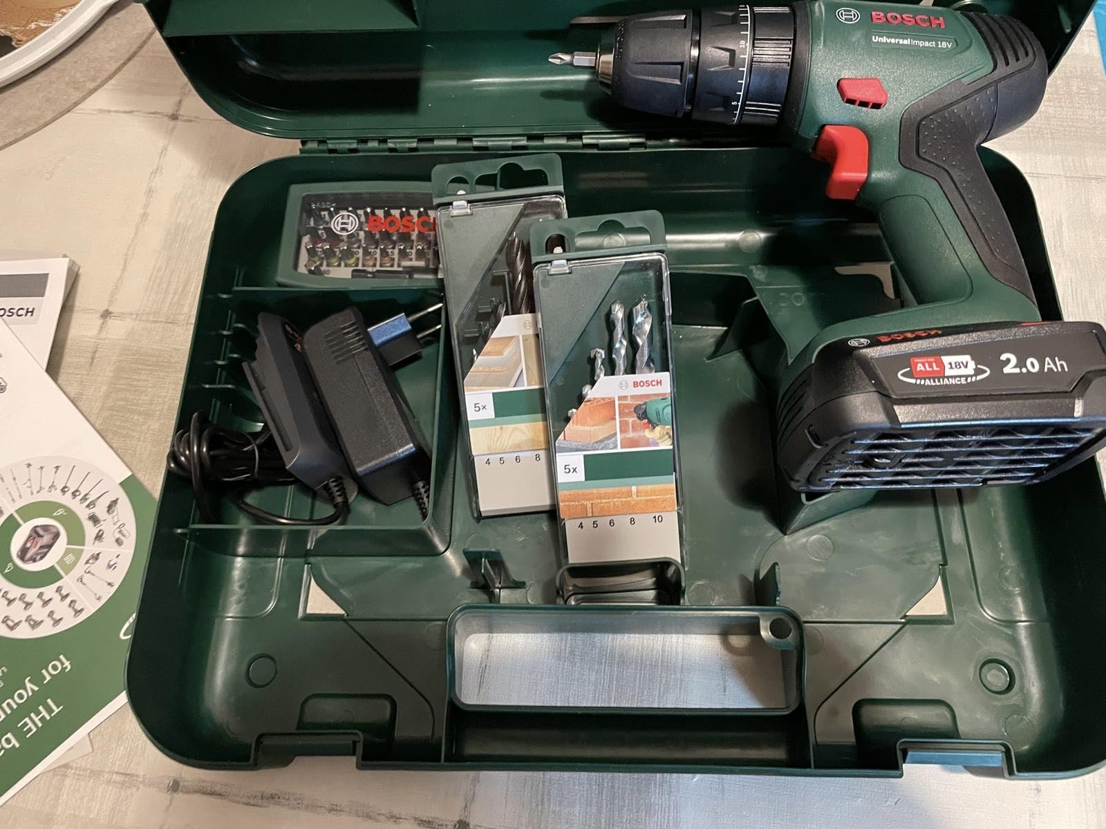 Bosch UniversalImpact 18V Trapano 1 Batteria Set 42 pz Valigetta