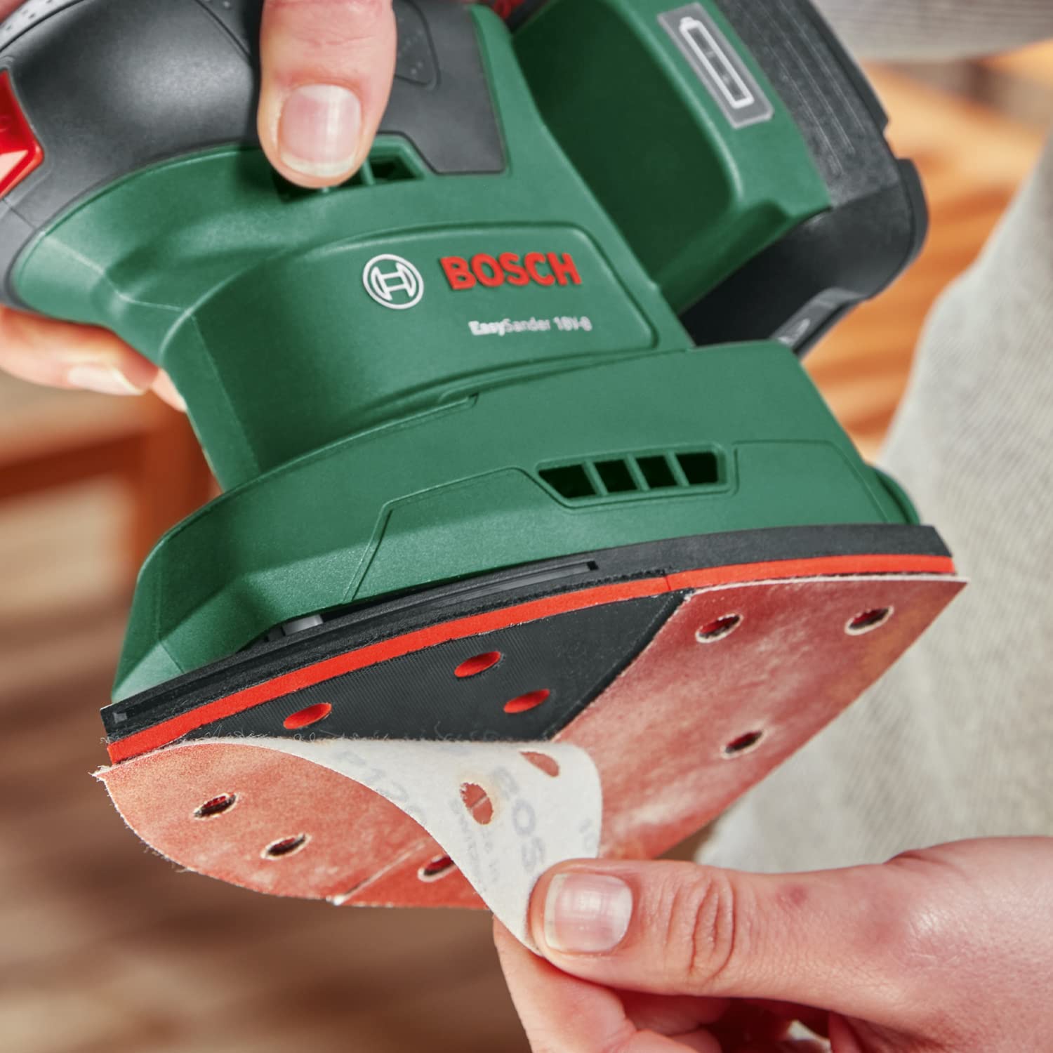 Bosch EasySander 18V-8 levigatrice Premium Set 23 fogli