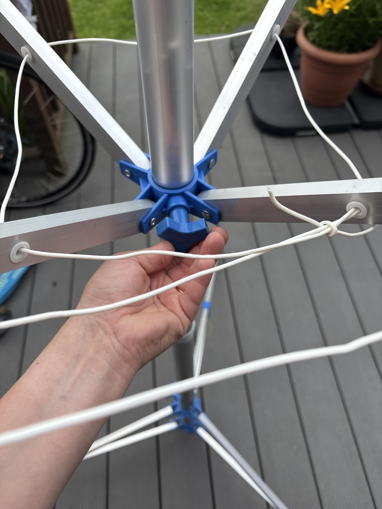 Wiltec Stendibiancheria a Ombrello 16 m alluminio 155 cm
