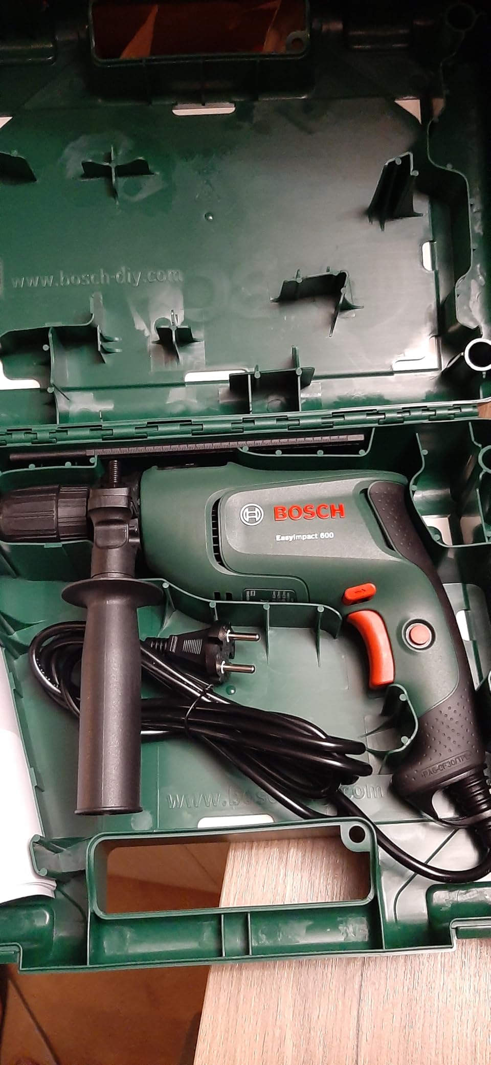 Bosch EasyImpact 600 trapano percussione 600W valigetta